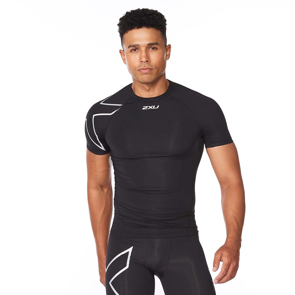 Pánské kompresní triko s krátkým rukávem 2XU Black/Silver - MA6399a-BLKSIL_1