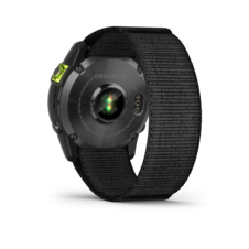 Garmin Enduro 2 – Titan s povrchovou úpravou DLC, černý nylonový řemínek UltraFit - Enduro2_HR_1004