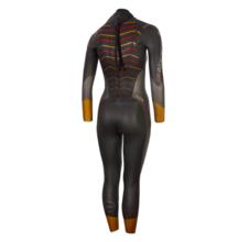 ZONE3 Dámský neopren - Thermal Aspire Wetsuit - Black / Grey / Gold / Red - Snímek obrazovky 2025-07-18 v 8.49.13