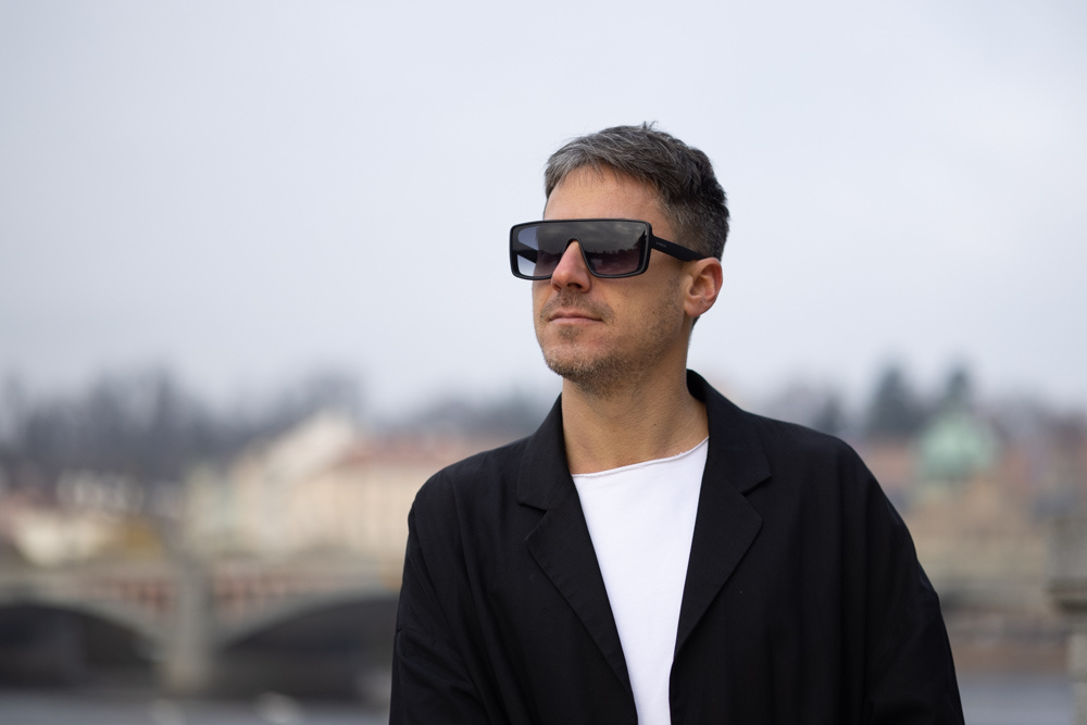 Sluneční brýle Relax St. Barts R2349E